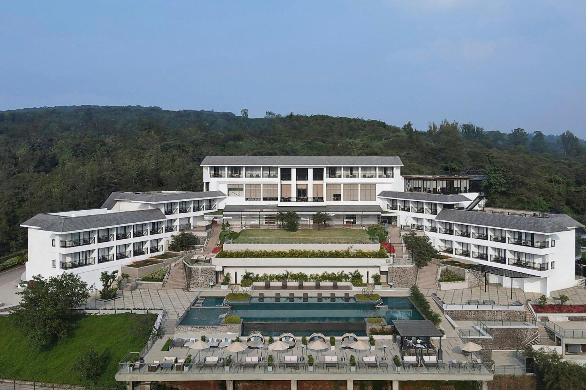 Courtyard By Marriott Mahabaleshwar Hotel Exterior foto
