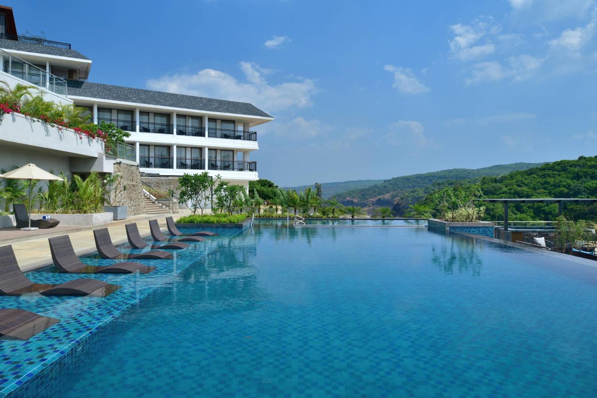 Courtyard By Marriott Mahabaleshwar Hotel Exterior foto